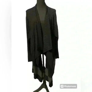 Lane Bryant open front waterfall cardigan in black & gray size 22/24